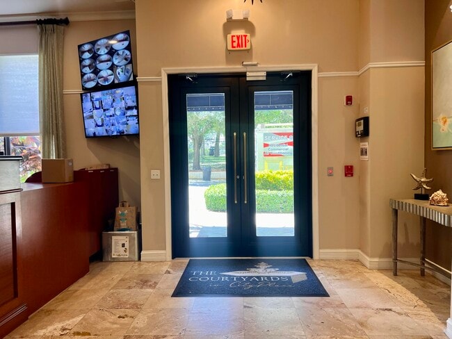 Building Photo - 630 S Sapodilla Ave