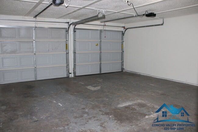 Building Photo - For Rent - 3 Bed/ 2 Bath in Capitol Heights