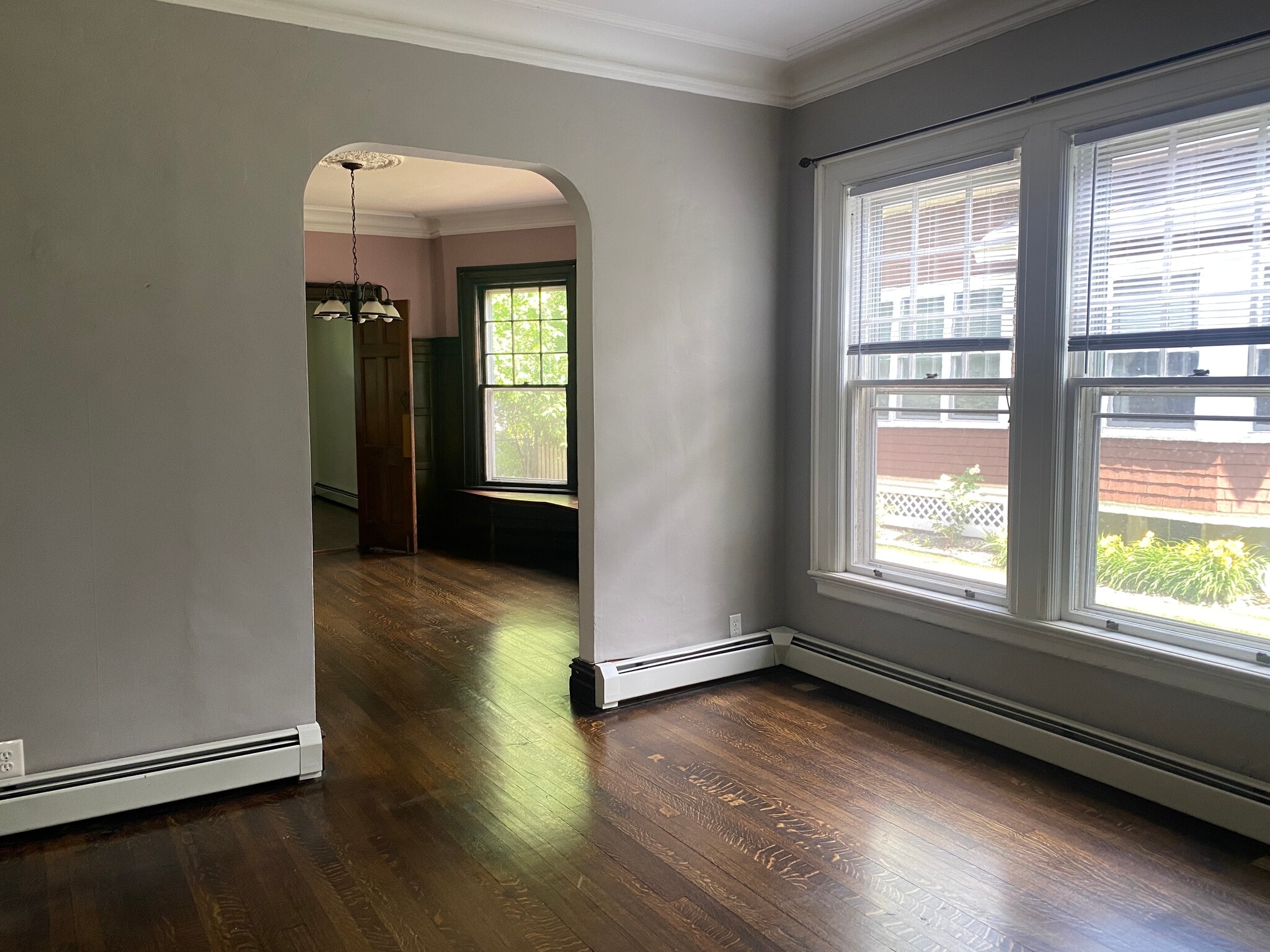 Building Photo - 104 Manning Blvd