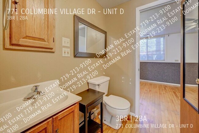 Building Photo - 771 Columbine Village Dr