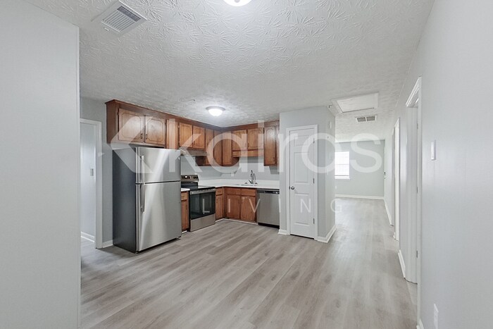 Building Photo - 110 Fawn Dr