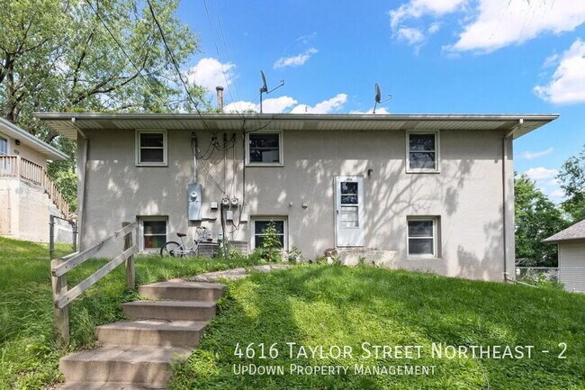 Building Photo - 4616 Taylor St NE