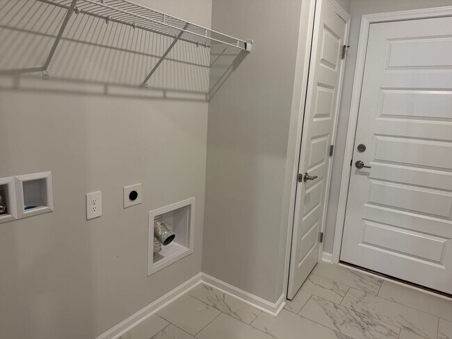 Building Photo - Brand New Home! One month free with 13 month lease!