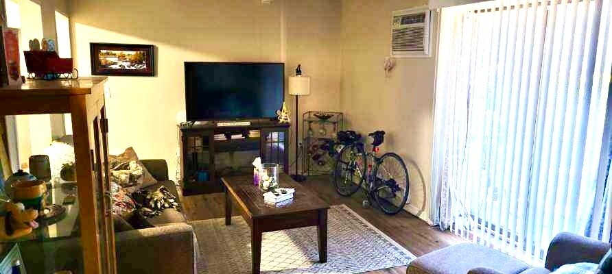 Building Photo - 81 Liberty Square Rd