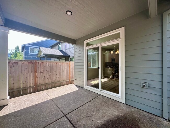 Building Photo - Beautiful Home in Desirable Monterey Estates – Happy Valley