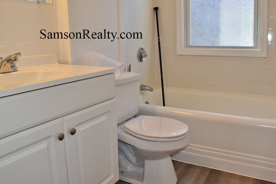 Building Photo - 90 Taft Ave