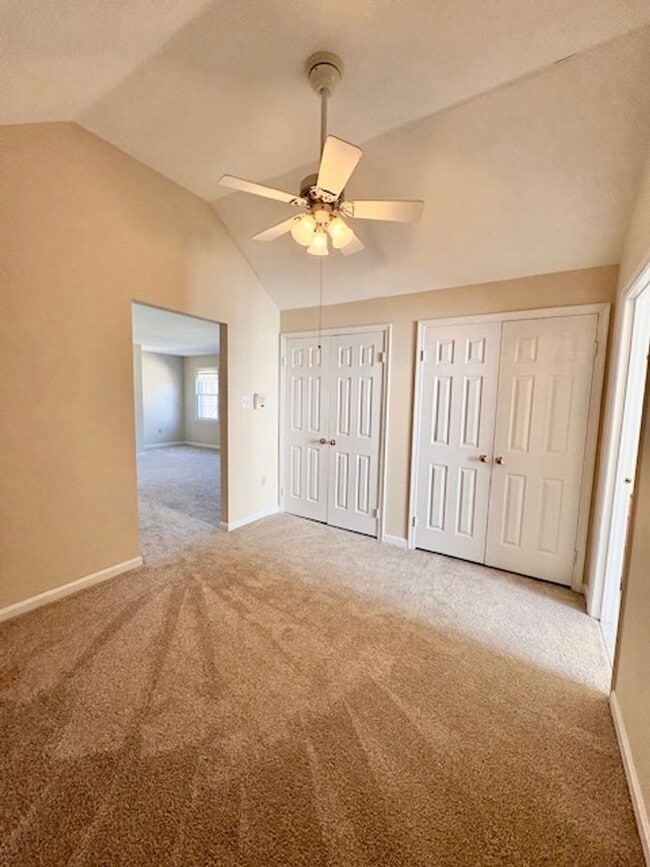 Building Photo - 6825 Spring Beauty Ct