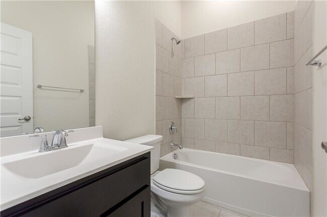 Building Photo - 2064 Remington Dr