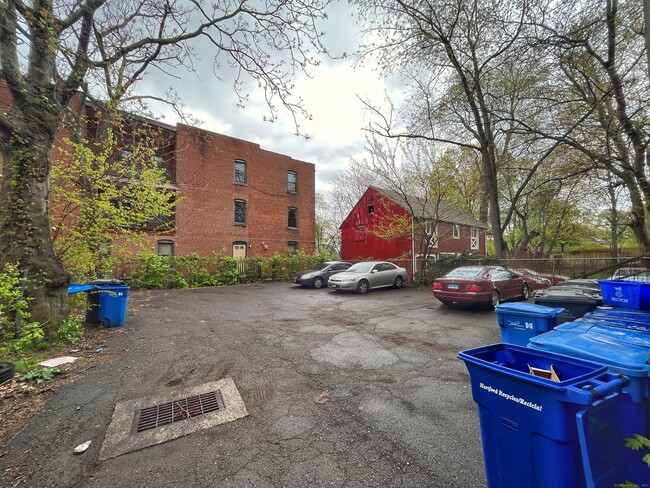 Building Photo - 88-90-90 Clark St