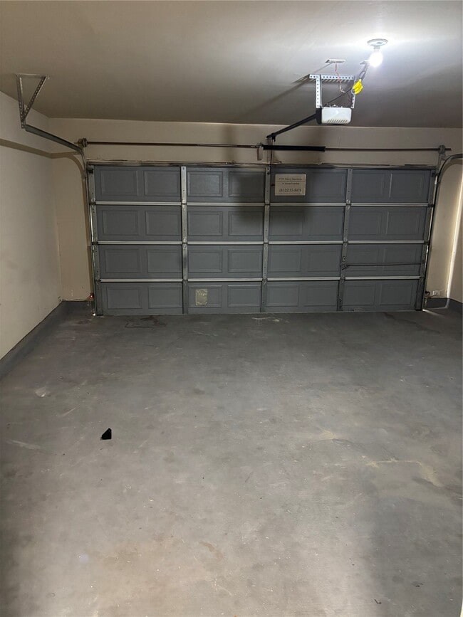 Building Photo - 1417 Paige St