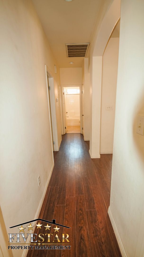 Building Photo - 1733 Pyxis St