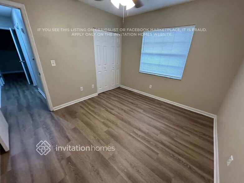 Building Photo - 608 Valley Hill Dr