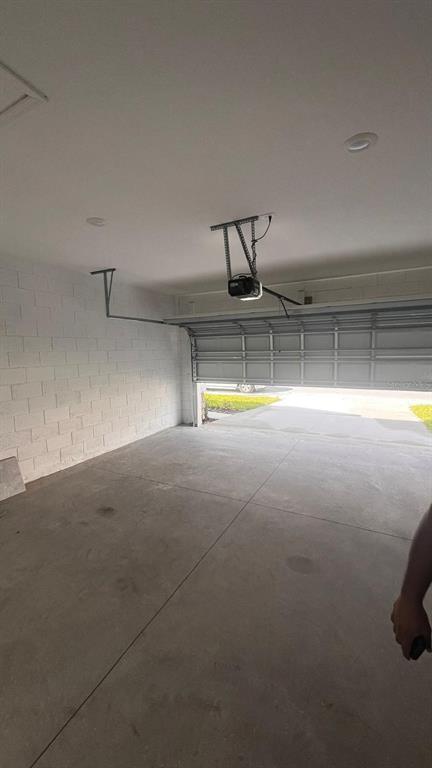 Building Photo - 2023 Punch Bowl Ave