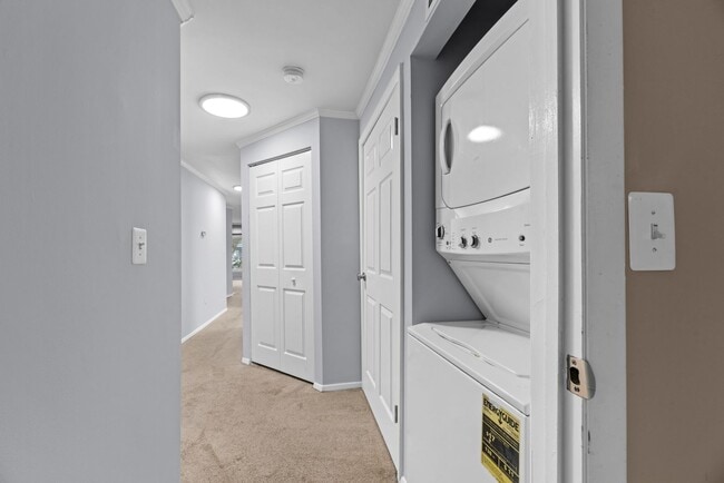 Building Photo - Ground level condo in Annapolis - Lake Heron