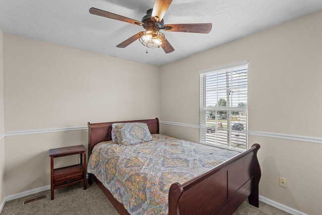 Building Photo - 3 br, 2 bath House - 1804 Gypsy Court