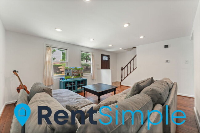 Building Photo - 8143 Crystal Creek Ct