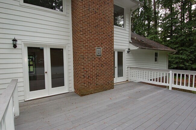 Building Photo - 3101 Janice Rd