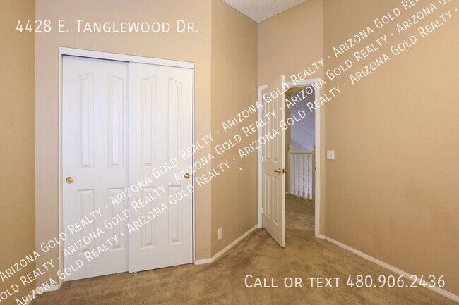 Building Photo - 4428 E Tanglewood Dr