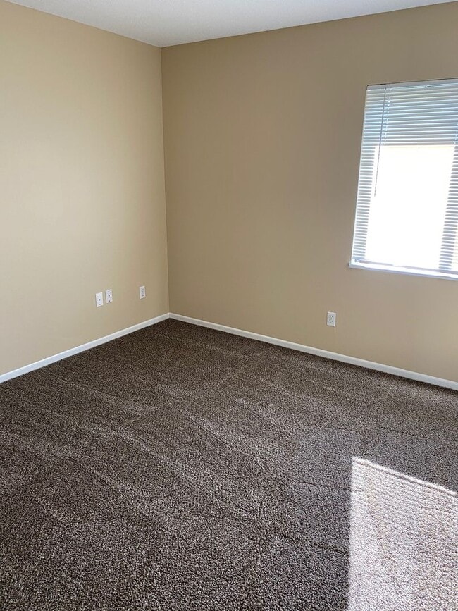 Building Photo - COMING SOON! 1 Bedroom Apartment in Butler!!!