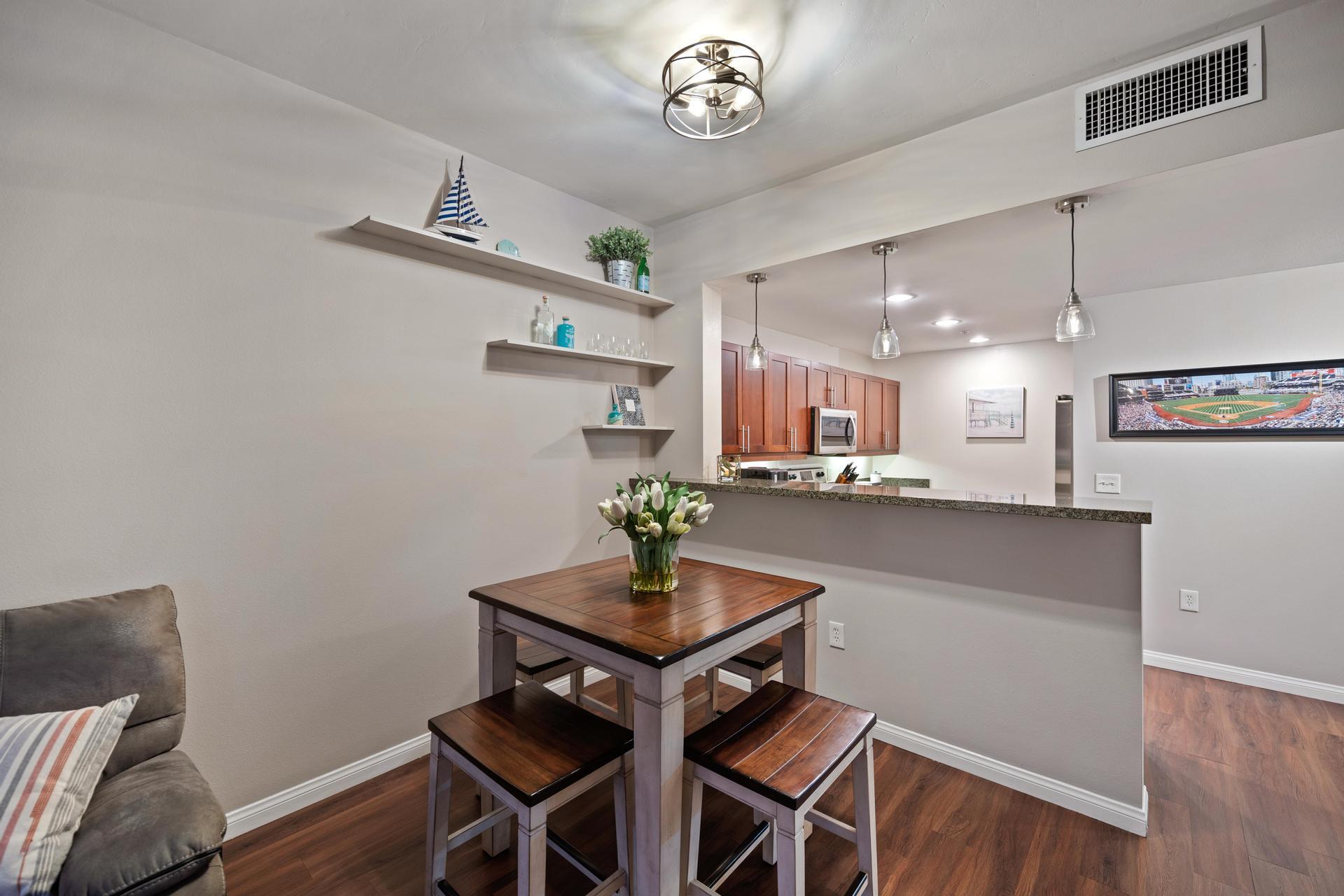 Building Photo - 253 10th Ave