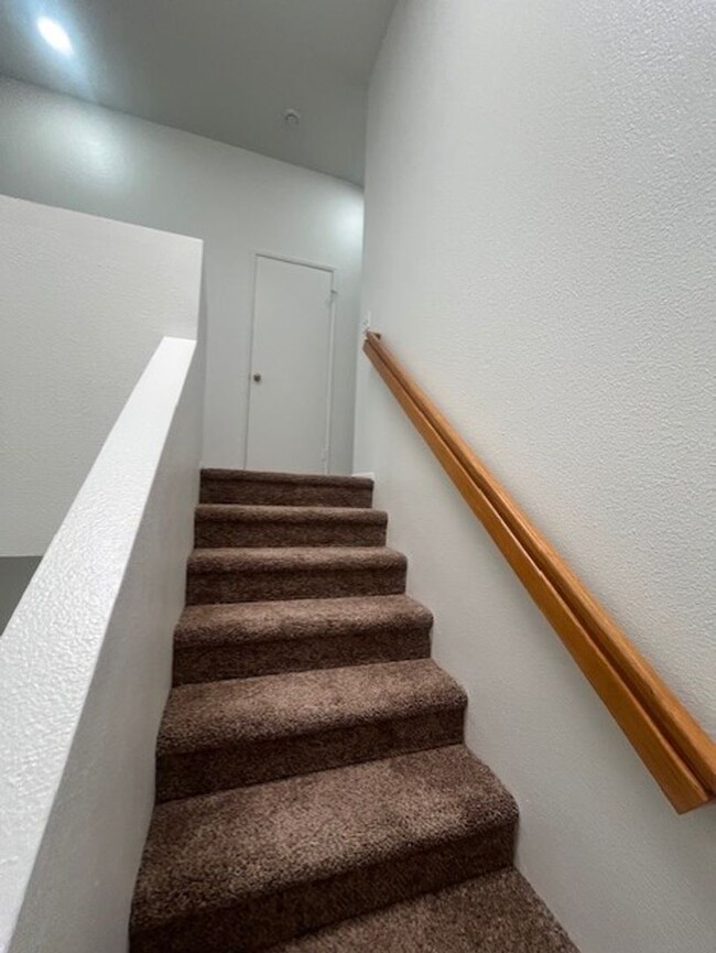 Building Photo - 2235 Indigo Hills Dr