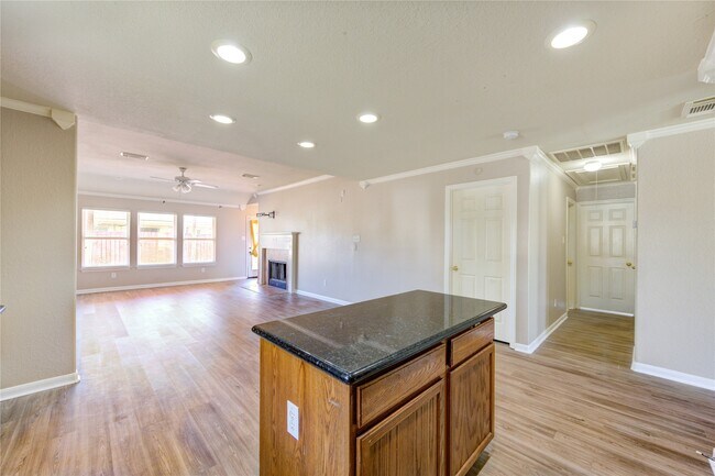 Building Photo - 3162 Crossout Ct