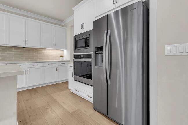 Building Photo - 4114 Cameron Wy