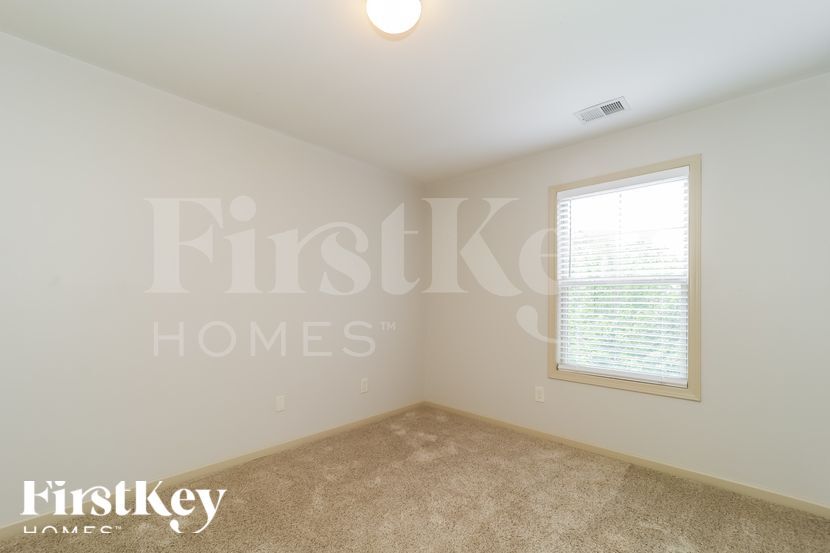 Building Photo - 255 Bethany Manor Ct