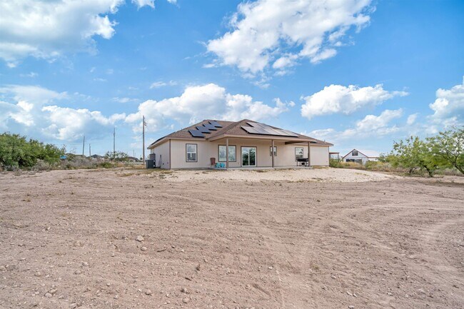 Building Photo - 266 Cielo Grande