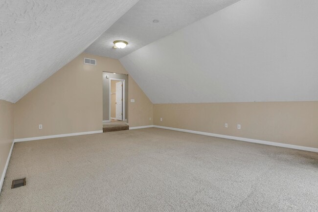 Building Photo - 3796 Village Club Dr