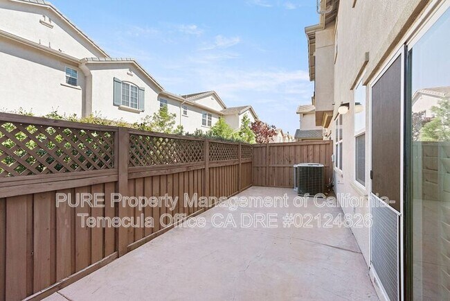 Building Photo - 36282 Fabrizio Ln