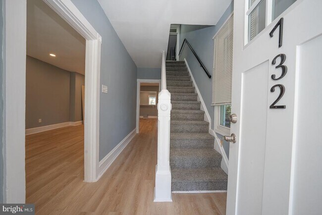 Building Photo - 732 Buck Ln