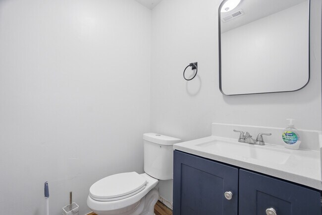 Building Photo - 639 Mill Landing Rd