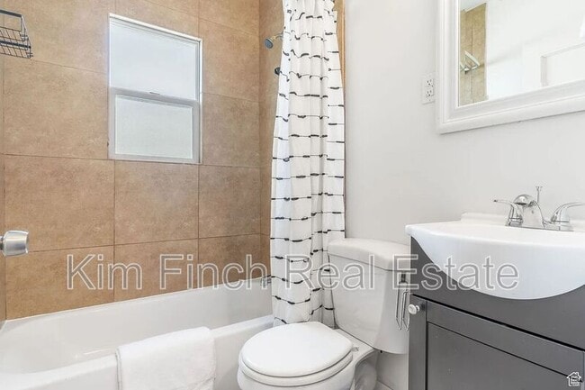 Building Photo - 289 E 4800 S