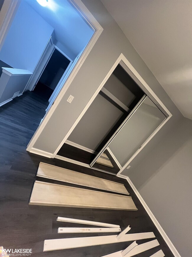 Building Photo - 4460 15 Mile Rd