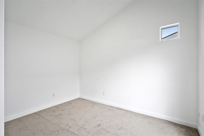 Building Photo - 5712 Winsome Ln