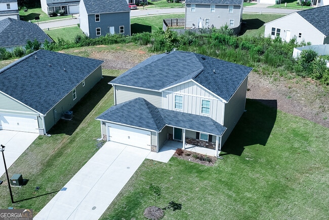 Building Photo - 322 Foxtrot Trl