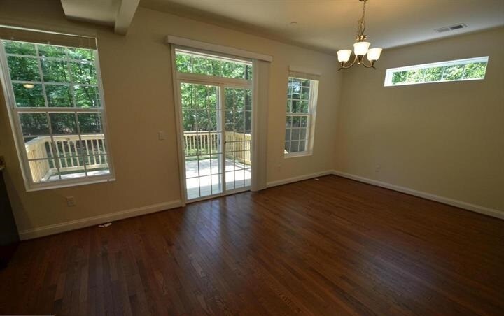 Building Photo - 5917 Sneed Dr