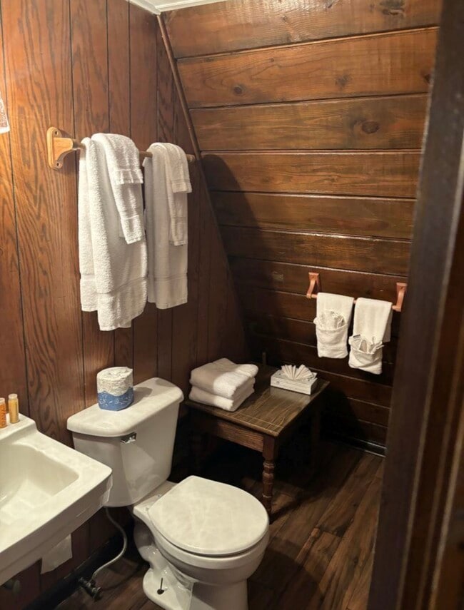 Building Photo - 53 Bold Springs Ln