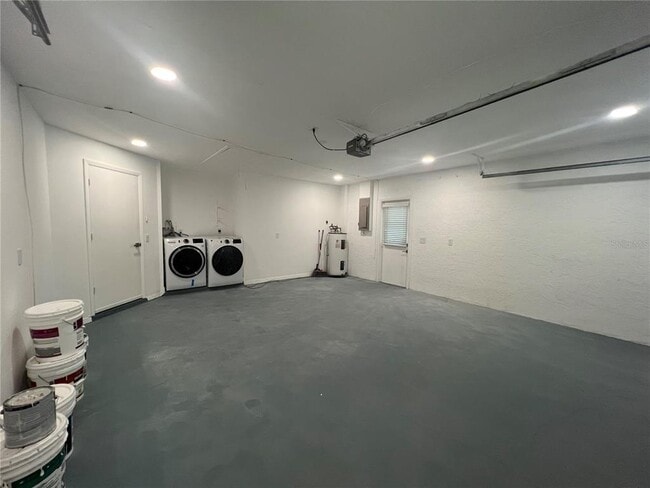 Building Photo - 22472 Tennyson Ave