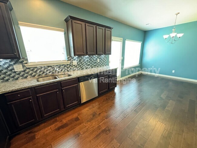 Building Photo - 3343 Blue Springs Walk