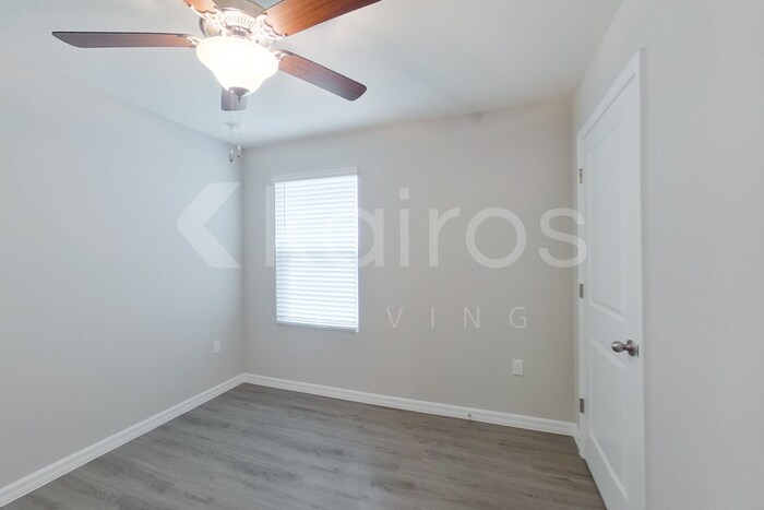 Building Photo - 8648 SW 43rd Ter