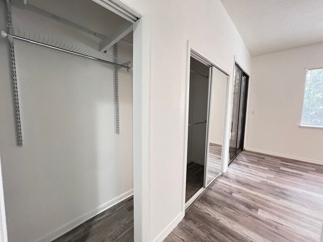 Building Photo - Perfect Home waiting for you!