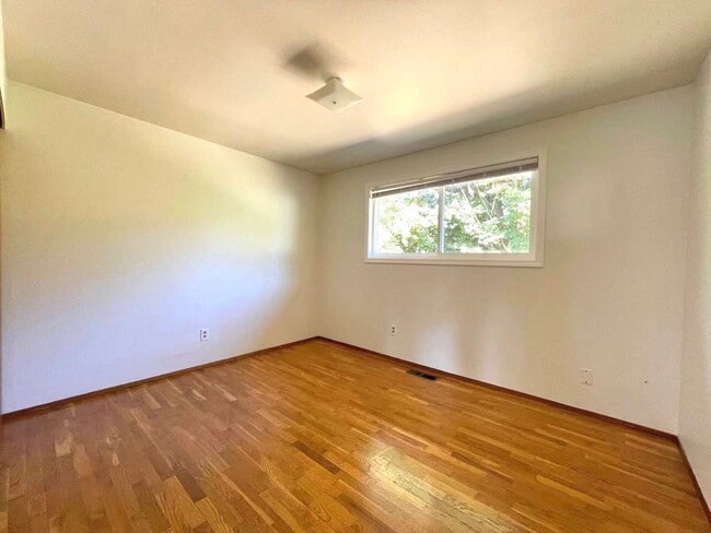 Building Photo - Great Home for rent