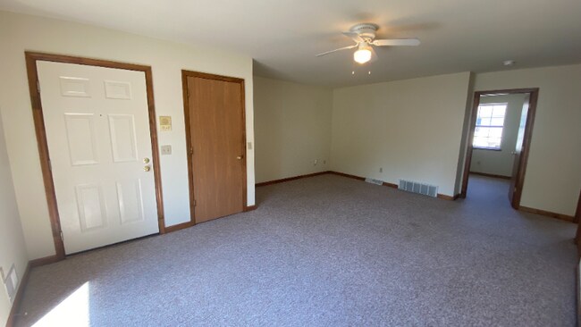 Building Photo - 4326 Angela Ct