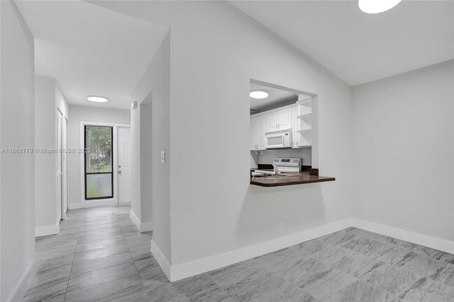 Building Photo - 3821 Arelia Dr