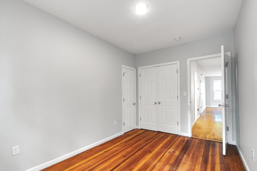 2nd Bedroom w/ 2 closets - 30 Cooper St