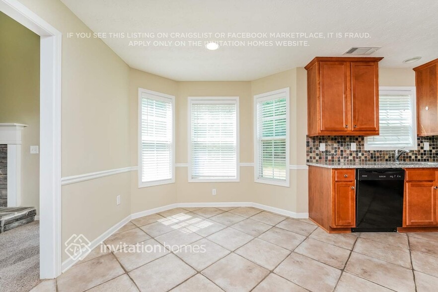Building Photo - 3144 Oak Ridge Ln