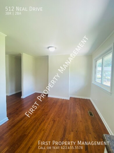 Building Photo - 512 Neal Dr