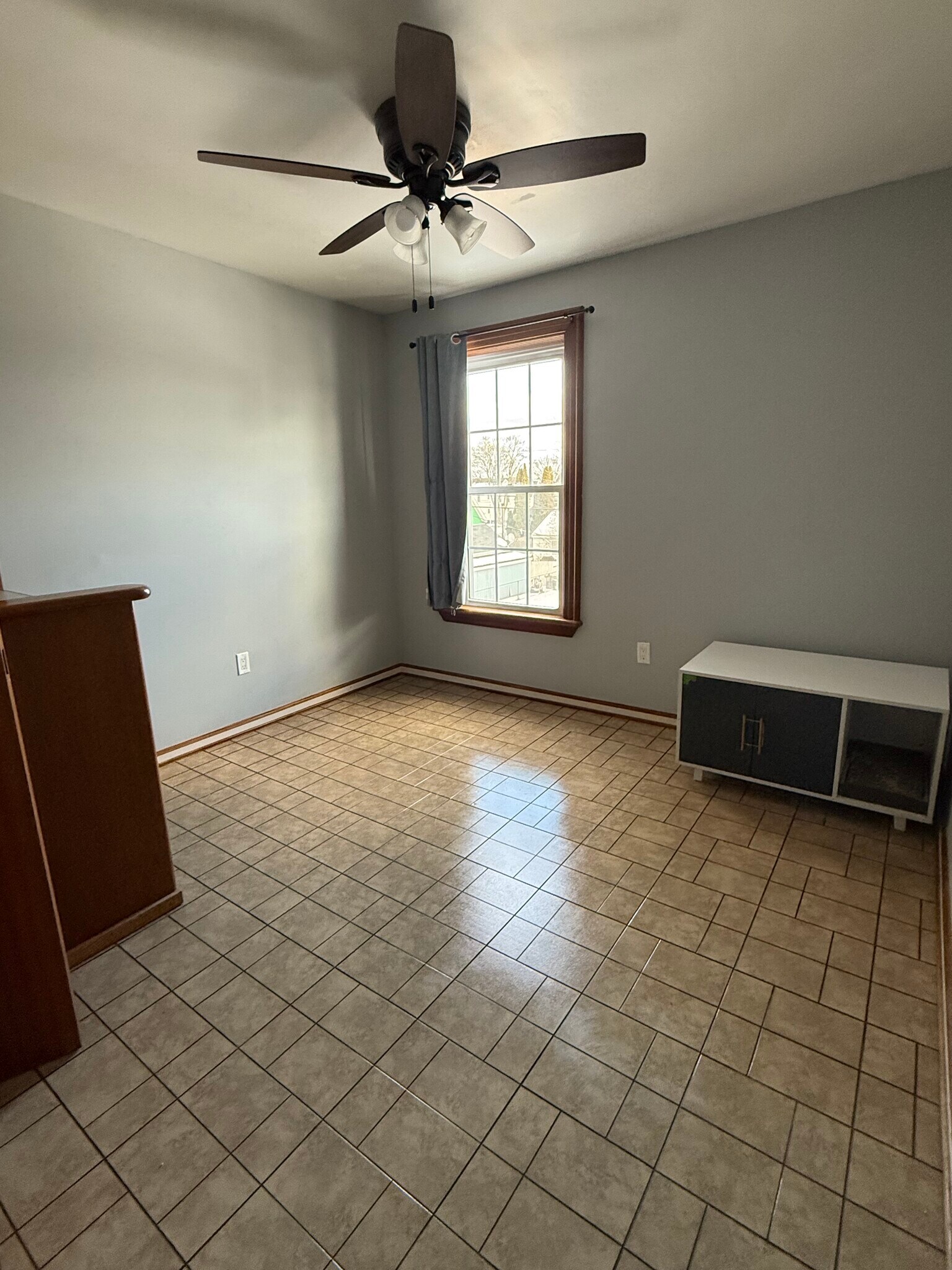 Building Photo - 195 Huntress St